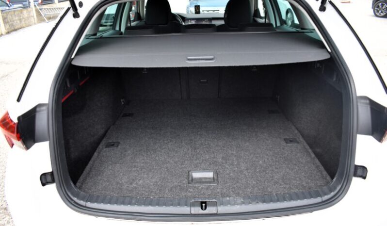 Škoda Octavia Combi 2,0 Sportline 85 Kw M6 full