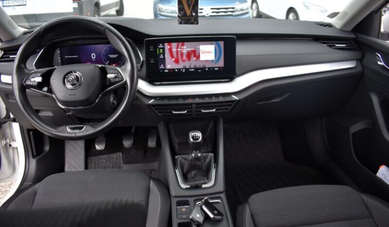Škoda Octavia Combi 2,0 Sportline 85 Kw M6 full