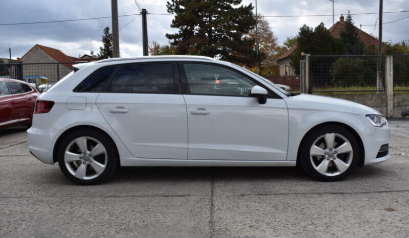 Audi A3 Sportback 1.4 TFSI full