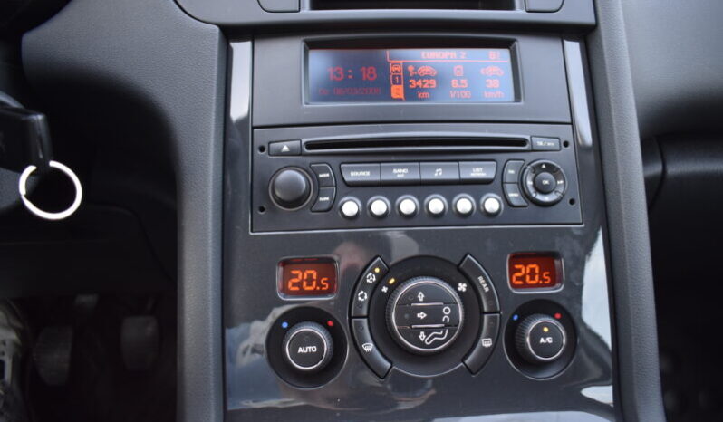 Peugeot 5008 1.6L HDi FAP Active full