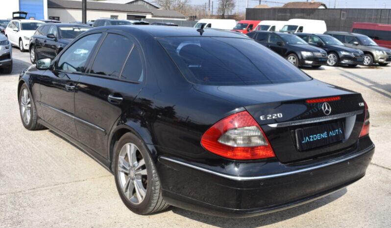 Mercedes-Benz E 220 CDI  Avantgarde A/T,125kW,A5,4d. full
