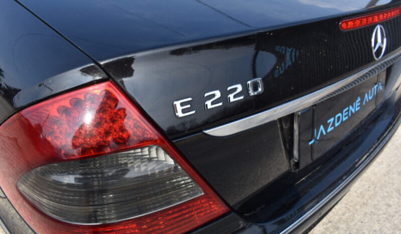 Mercedes-Benz E 220 CDI  Avantgarde A/T,125kW,A5,4d. full